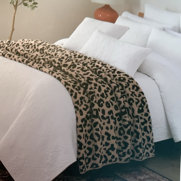 cupcakes & cashmere Bedding Cupcakes And Cashmere King Blanket